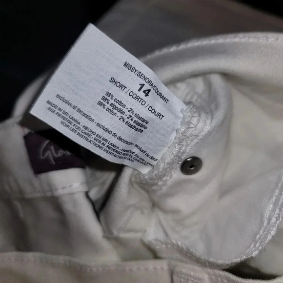 *NWT* Gloria Vanderbilt Amanda Classic High Rise White Denim Size 14 Short - Picture 6 of 6